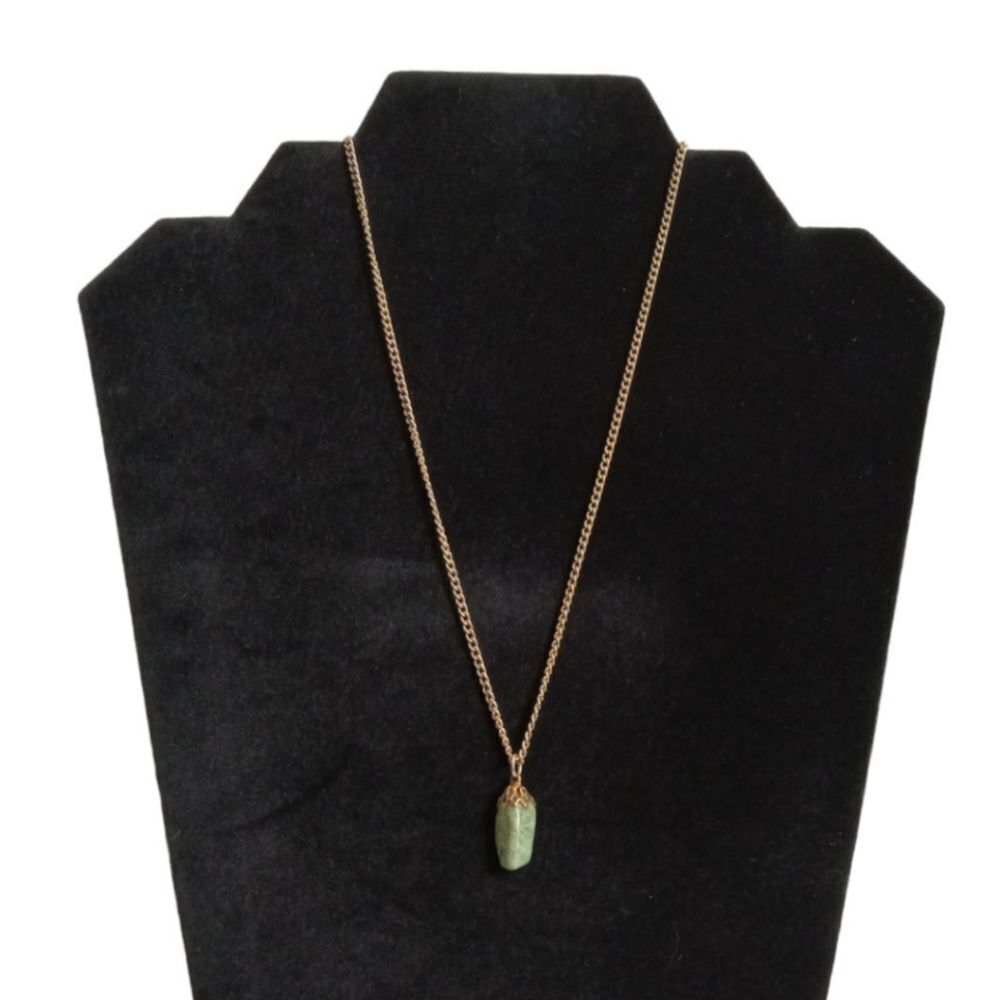 Green Faux Stone Gold Toned Curb Link Chain Lightweight Dainty Pendant Necklace